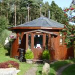 Findhorn-traditional-sustainable-home - Sailor for sustainability